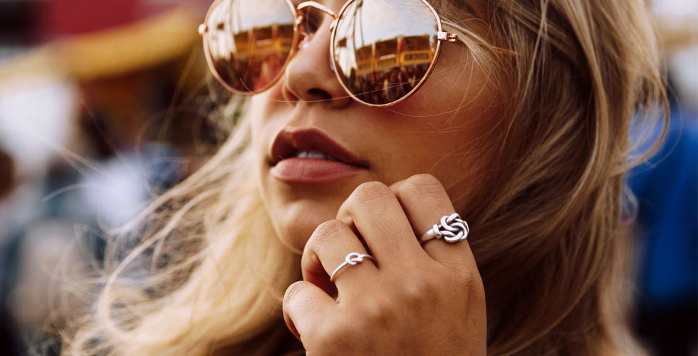 Does 925 silver get darker as time passes?