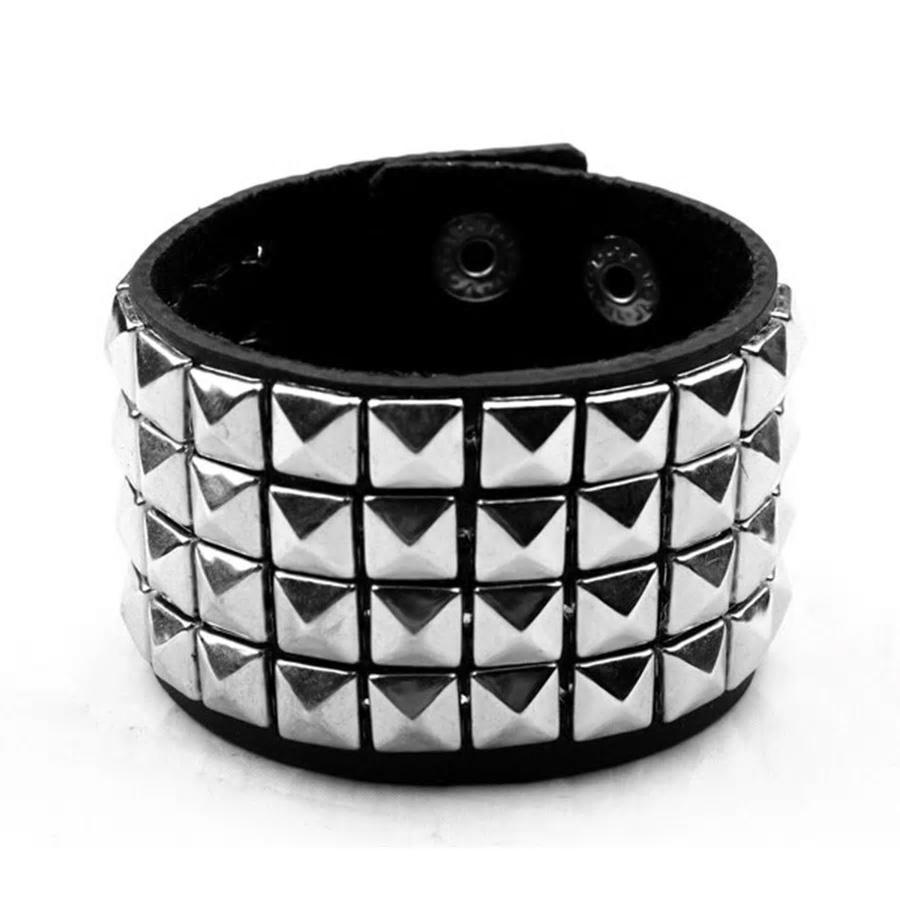 4 Rivet Strips Leather Bracelet