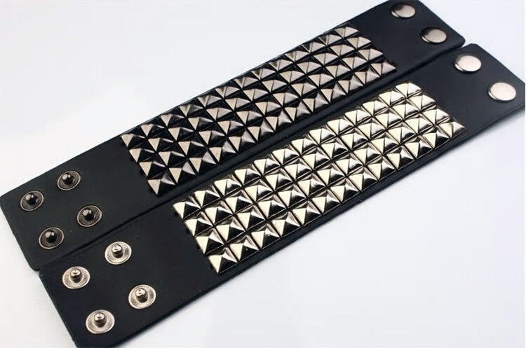 4 Rivet Strips Leather Bracelet