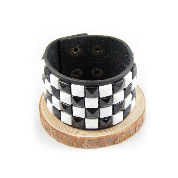 4 Rivet Strips Leather Bracelet