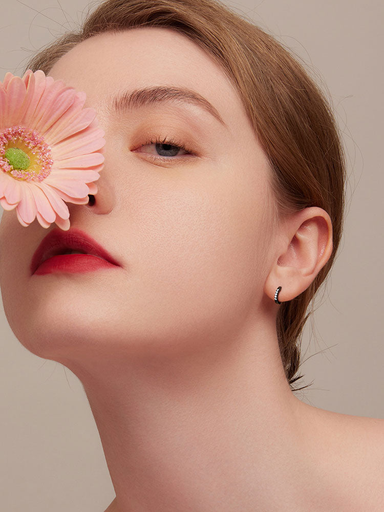 Sterling Silver Simple Round Cubic Zirconia Huggie Hypoallergenic Earrings