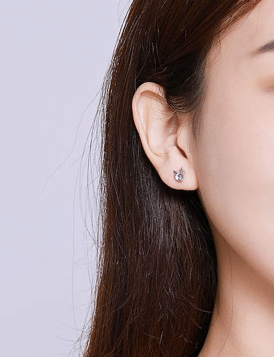 Sterling Silver Glass Stone Deer Stud Hypoallergenic Earrings