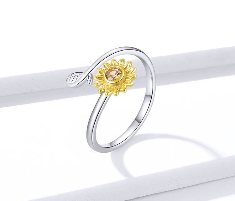 Sterling Silver Cubic Zirconia Sunflower Adjustable Hypoallergenic Ring