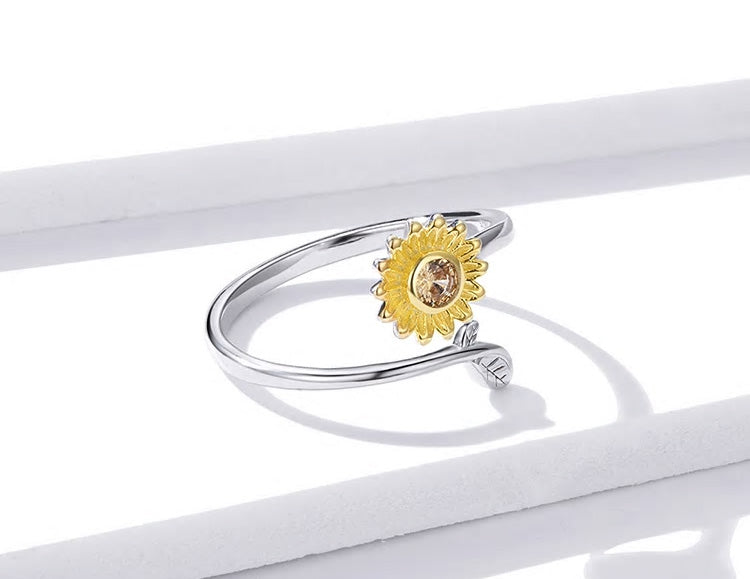 Sterling Silver Cubic Zirconia Sunflower Adjustable Hypoallergenic Ring