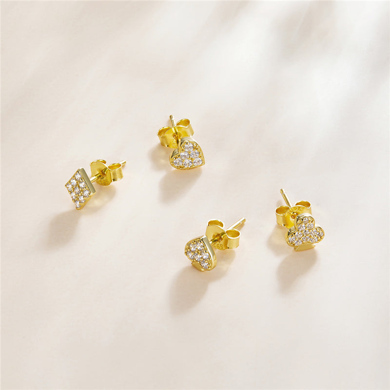 Sterling Silver Card Player Lover Stud Hypoallergenic Earrings (Single)