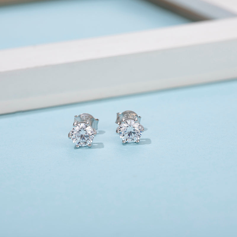 Sterling Silver Round 0.5ct Moissanite Stud Hypoallergenic Earrings