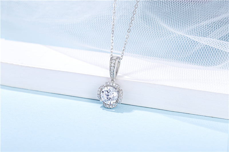 Sterling Silver Round 1.0ct Moissanite Hypoallergenic Necklace