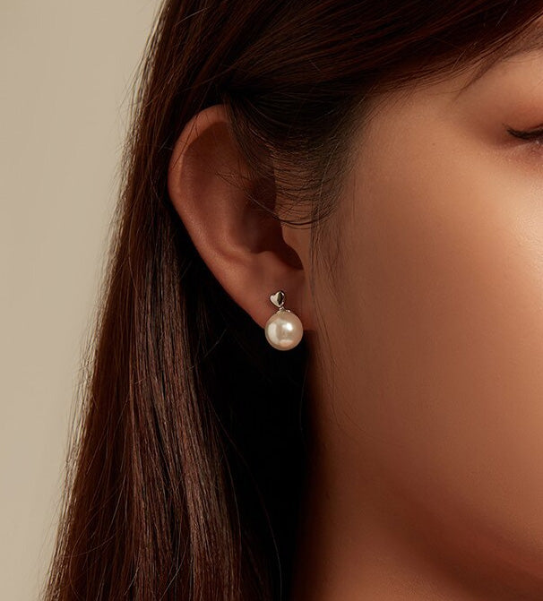 Sterling Silver Lovely Pearl Stud Hypoallergenic Earrings
