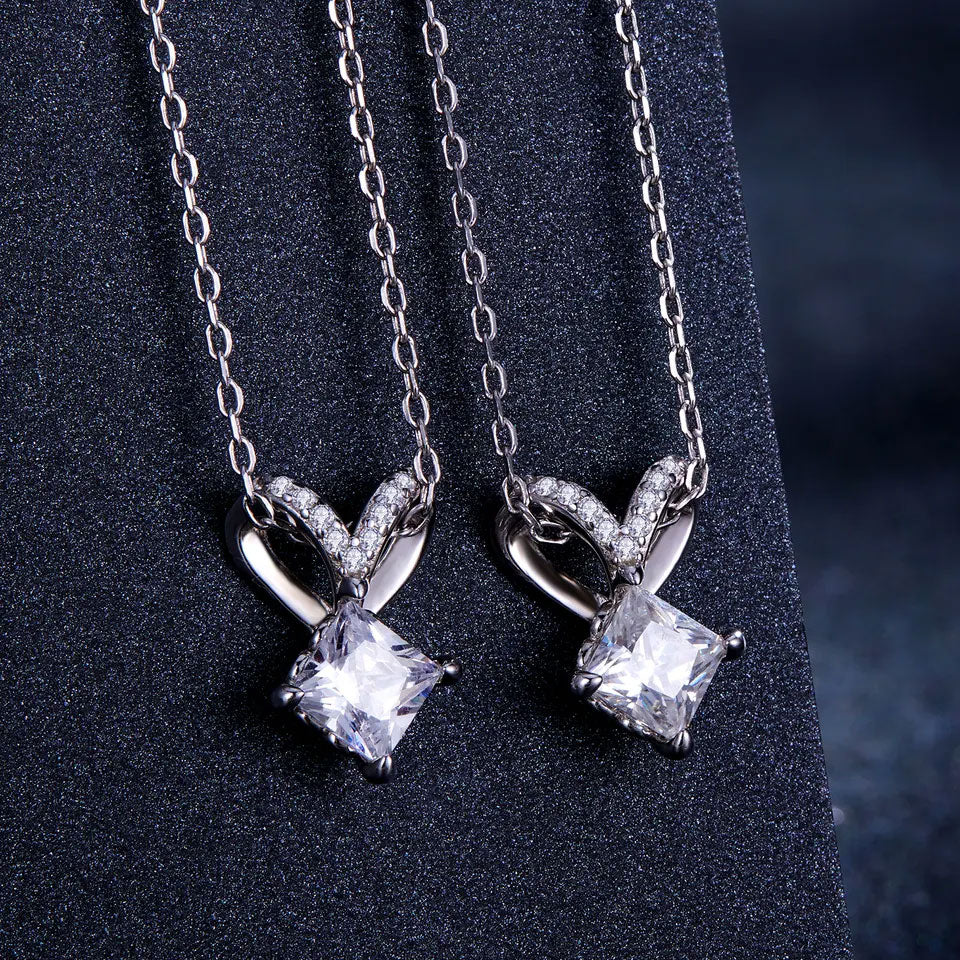Sterling Silver Luxury 0.8ct Moissanite or CZ Hypoallergenic Necklace
