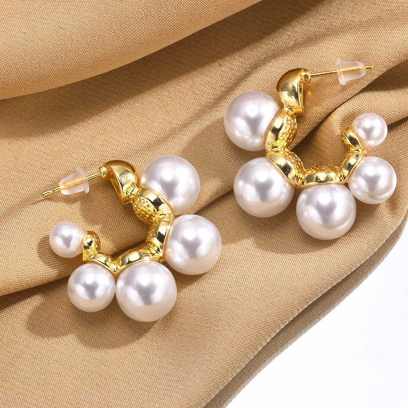 Zinc Alloy Simulated Pearl C-Shaped Stud Earrings