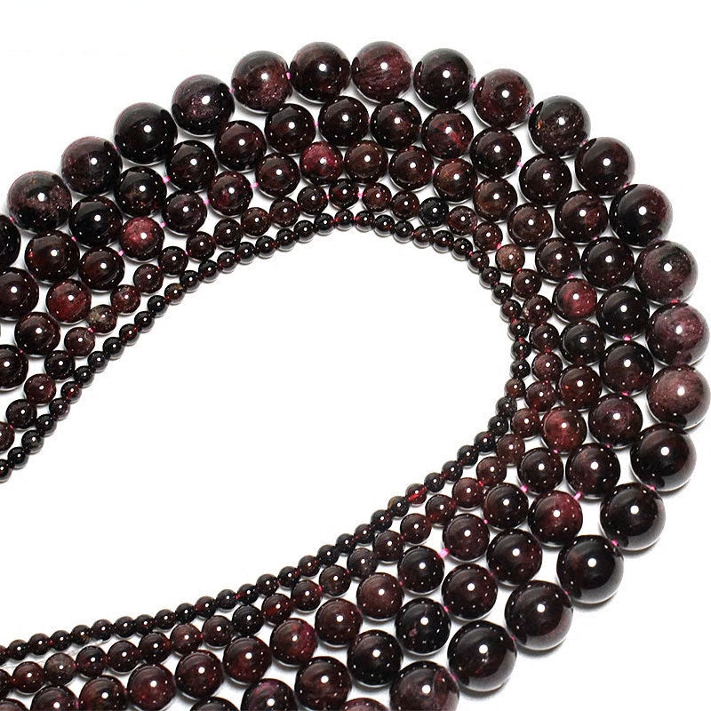 Natural Garnet Round Stone Beads Necklace