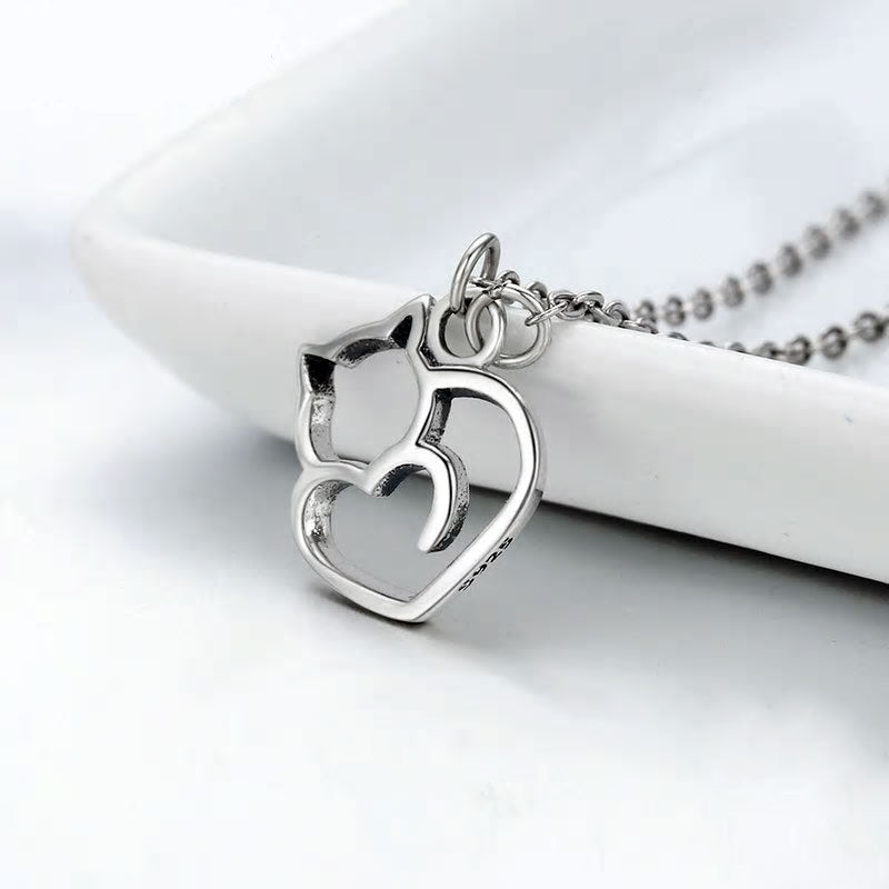 Sterling Silver Lovely Cat Hypoallergenic Necklace