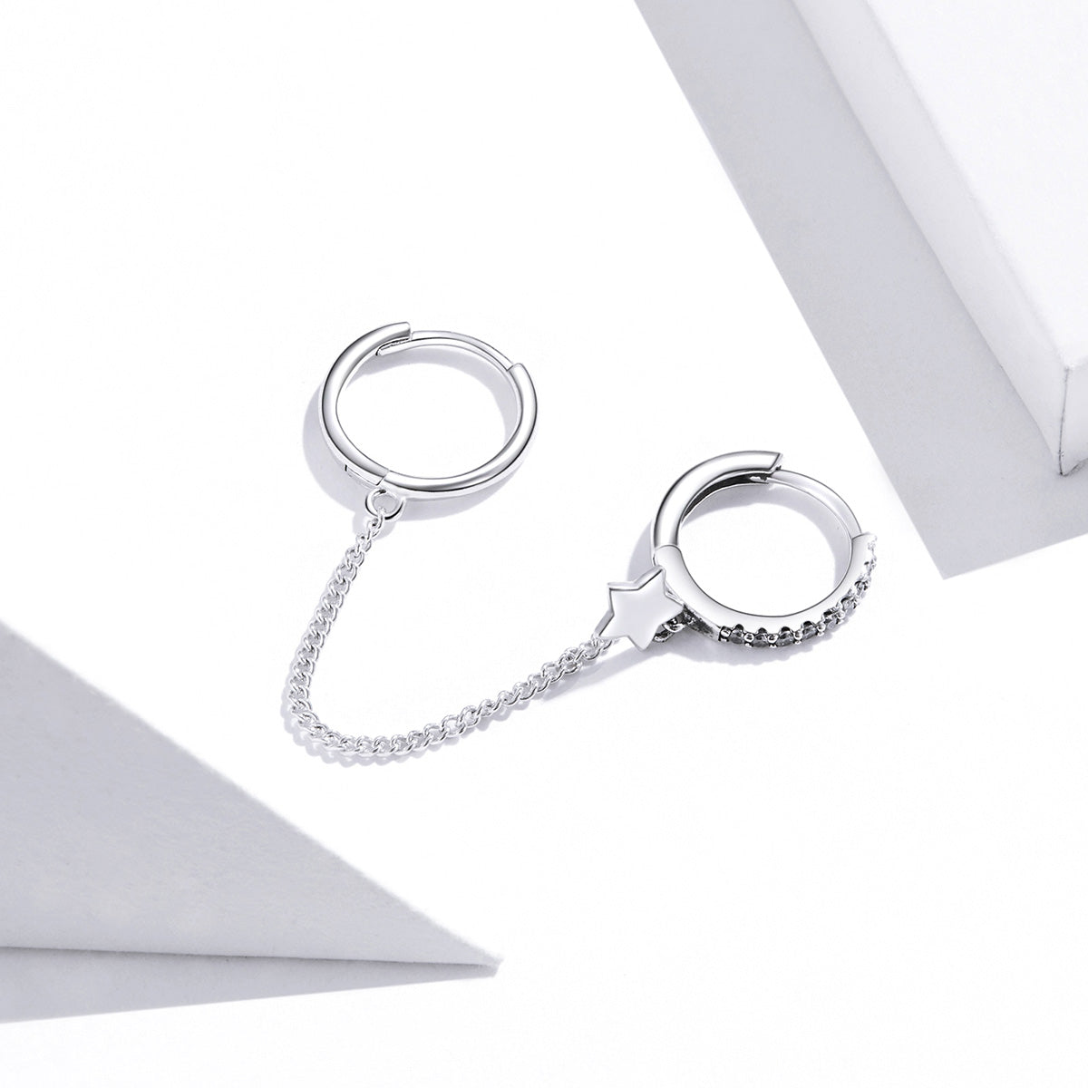 Sterling Silver Link Chain Star Huggie Hypoallergenic Earring (Single)