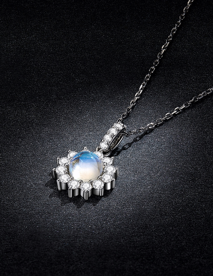 Sterling Silver Dazzling Sun Hypoallergenic Necklace