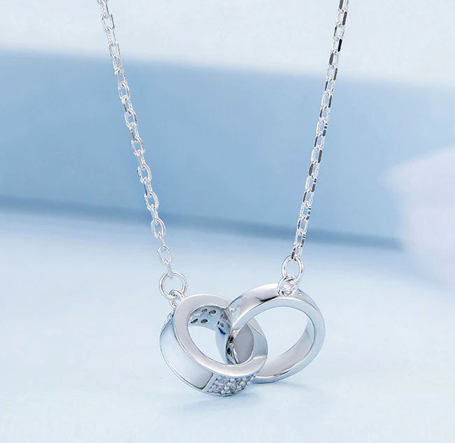 Sterling Silver Interlocked Double Circle Hypoallergenic Necklace